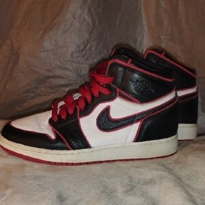 Jordan Kids High-Top Sneakers in Black, White & Red